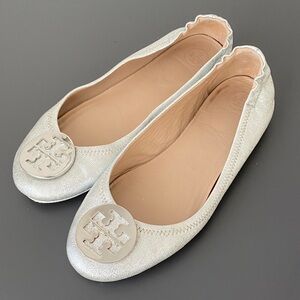 Tory Burch Minnie Travel Leather Ballet Flats Metallic Silver size 8 Designer